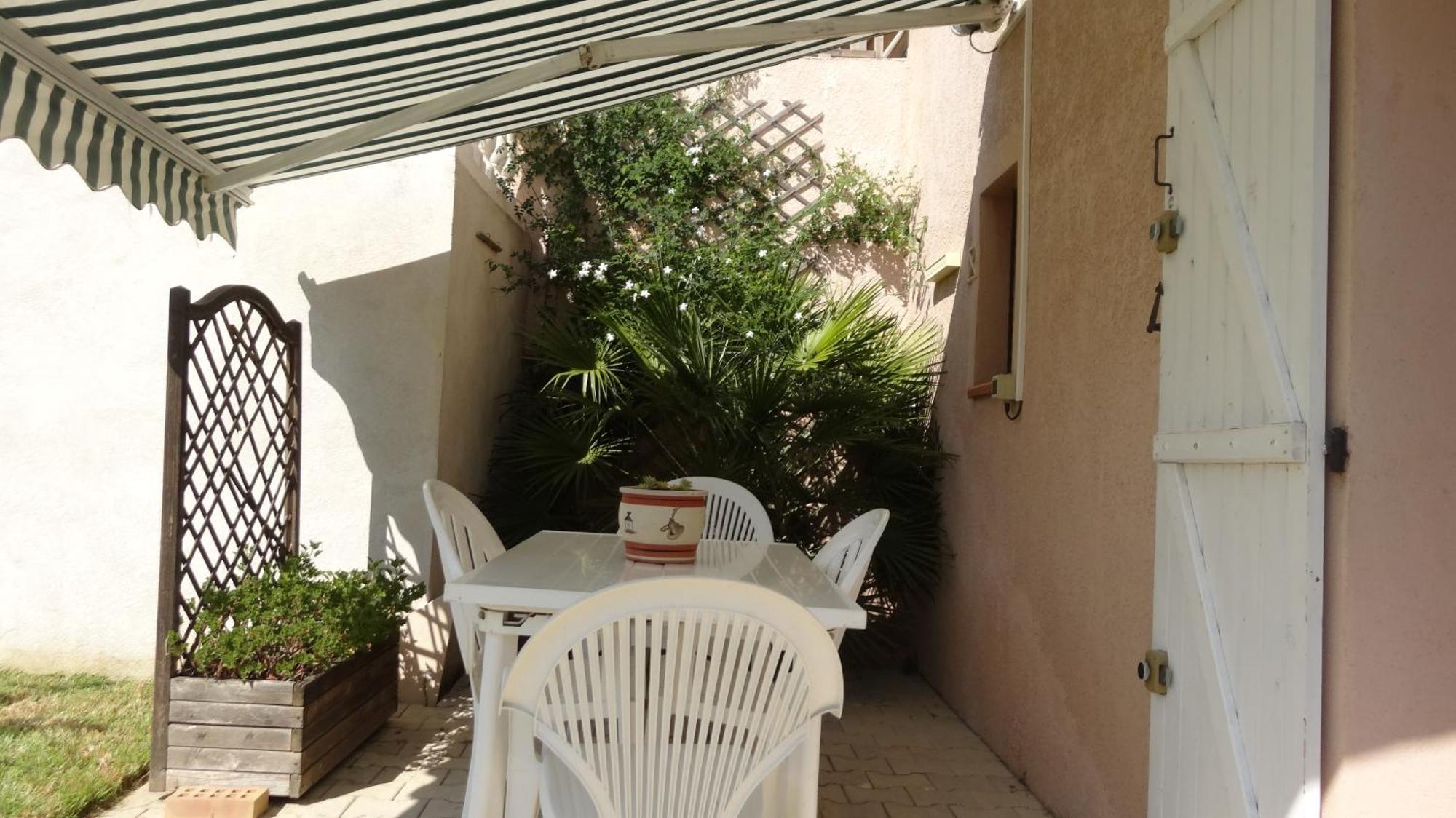 Jolie Studio En Rez De Jardin A L'Estaque Mourepiane Marseille Exterior photo